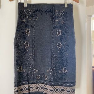 Max Studio patterned pencil skirt